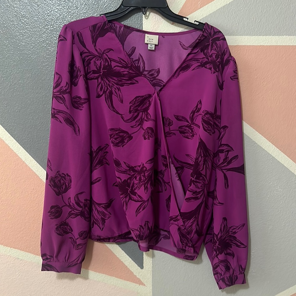 Woman’s Blouse XL